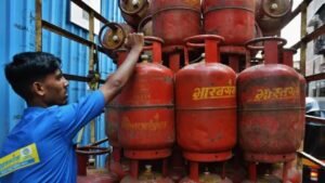 LPG सिलेंडर पर बड़ा अपडेट, घबराहट में बुकिंग करने की जरूरत नहीं, सप्लाई पूरी तरह सामान्य